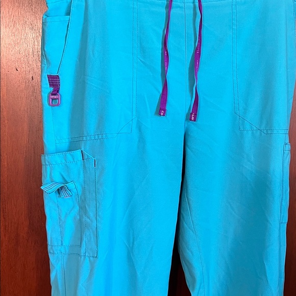 Carhartt Scrubs Turquoise and Purple trim Apparel Top size XL pants L - Picture 8 of 14